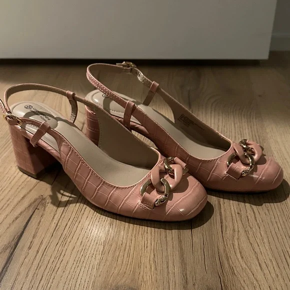 Giani Bernini NWT Pink Croc-Embossed Heels - Picture 2 of 5